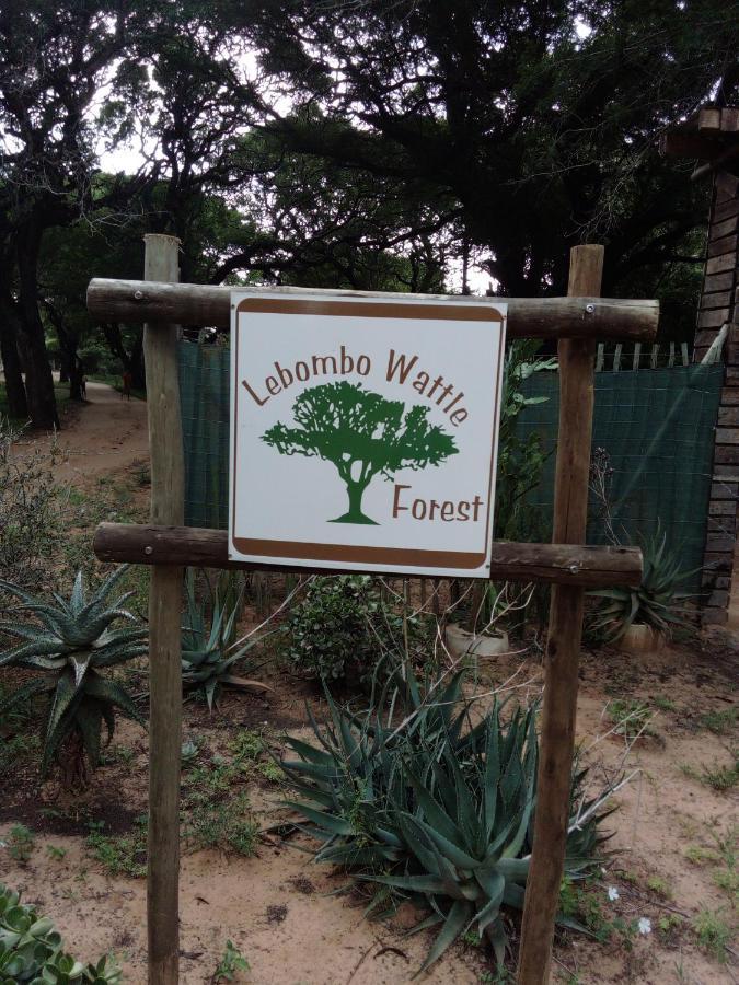 Lebombo Wattle Cottages ฮลูฮลูเว ภายนอก รูปภาพ